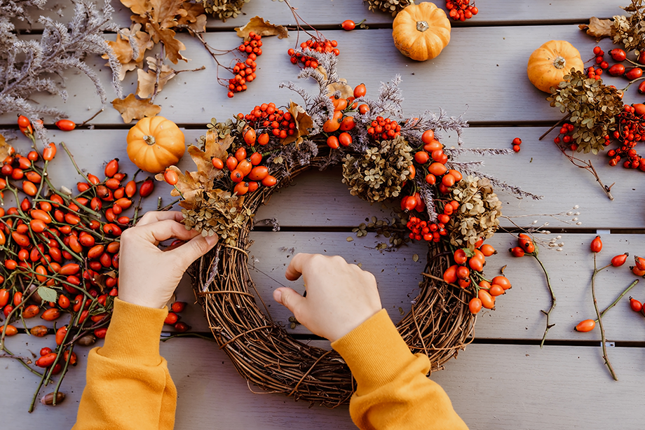 Beautiful Autumn Altar Decoration Ideas For Your Church