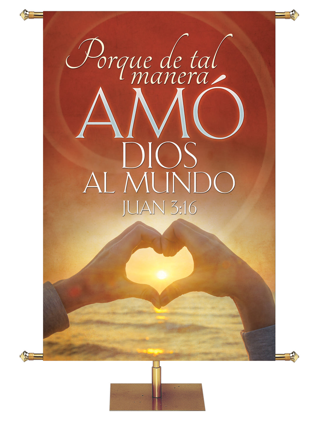 Juan 3:16 Porque de tal manera amó Dios al mundo with hands making heart shape and sunrise over ocean