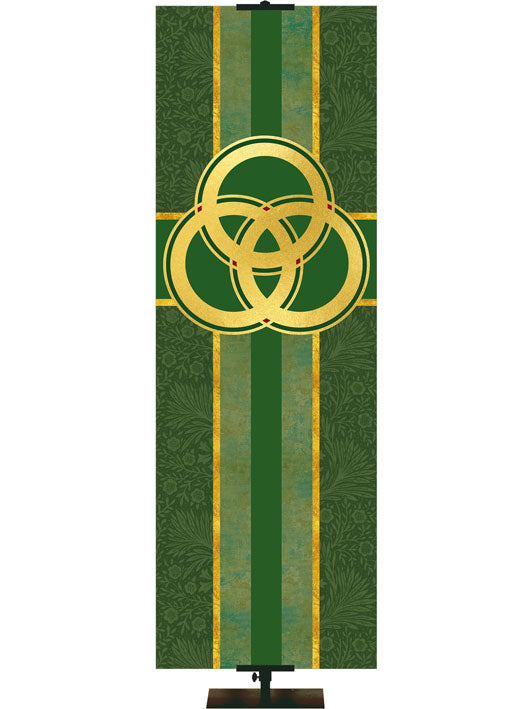Overstock Trinity Symbol Tapestries of Faith (2 ft x 6 ft, Green, Pole Hems)